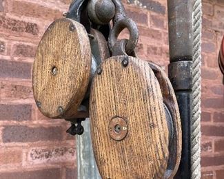 Wood pulleys 