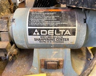 Delta model 23-710 sharpening center 