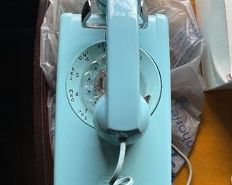 Awesome retro dial phone 