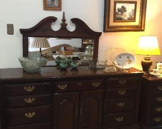 Dresser & mirror
