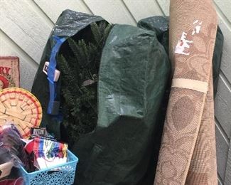 9' lighted Christmas Tree