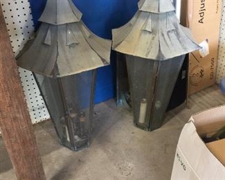 metal out door lights