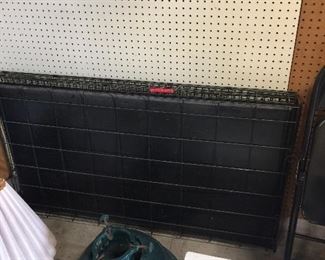 dog crate