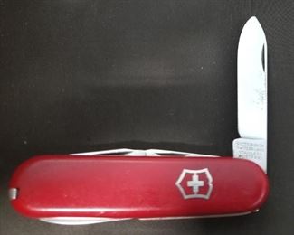Victorinox Pocket knife 