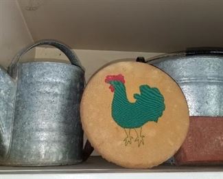 Primitives and rustic!! Double wash tub, watering cans, painted furniture