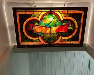 FABULOUS BACKLIT STAINED GLASS 