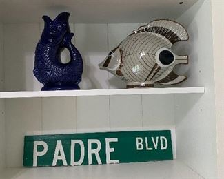 Large Dartmouth pottery fish and vintage signed Mexican pottery fish