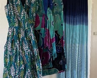 Women’s clothing is predominantly small- medium sizes. Shoes are 7-7.5