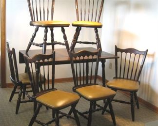 Parsons Table w/8 Chairs, 6 Showing