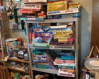 Vintage games, puzzles and toys