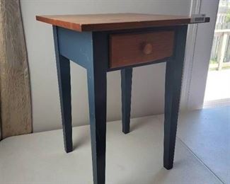 End Table w/ Cracked Drawer