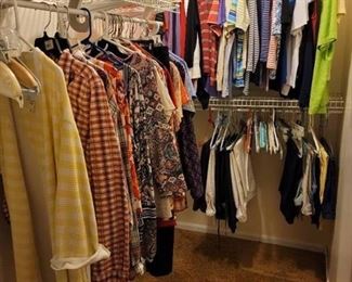 All Contents of Closet- Womens Clothes Lg-Xl