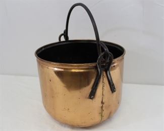 Vintage Copper Cauldron Pot with Handle 
