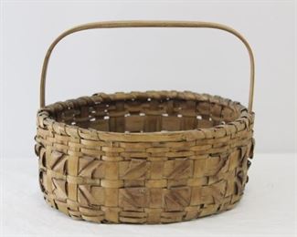 Native American Vintage Ash Splint Basket with Handle
