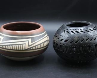 Two pieces Native American/Oaxaca Pottery 
