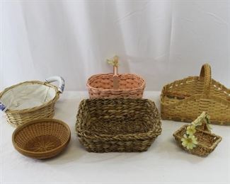 Small Wicker Baskets
