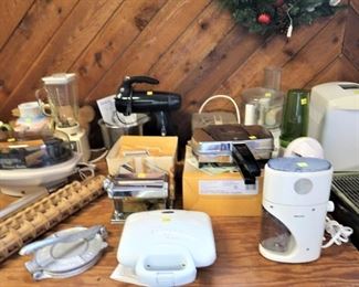 Kitchen small electrics