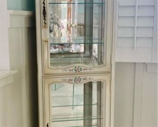 CAFO212 Curio Cabinet