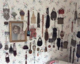 Large collection of Antique Ladies Purses! Amazing!