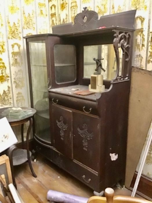 Beautiful Antique China Cabinet