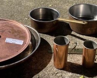 Coper Cookware, Measuring Cups and Rack large copper skillet with lid, small and medium saucepans, 1 cup -1/4 measing cups with hanging rack