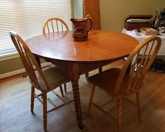 Vintage pine dining table and chairs