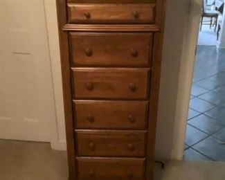 Linen chest