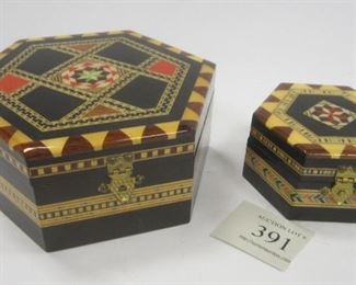 Two inlaid jewel boxes