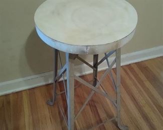 Metal barstool with wooden seat