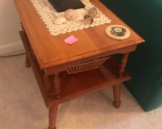 Wood End Table $ 52.00