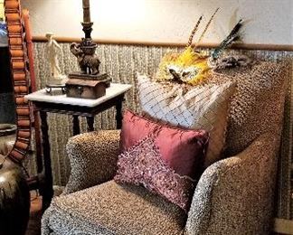 Leopard side chair. Fab!