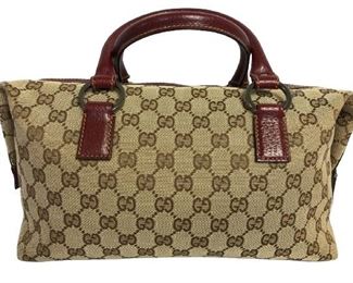Handbag Gucci Bowling Bag
-Beige/Burgundy Monogrammed Canvas
-Burgundy Leather
-Ruthenium Hardware
-29cm x 18cm x 8cm
-AAP7519
Luxury women's accessories, ladies handbags, luxe designer purses, high fashion accessory, fashion styles and trends