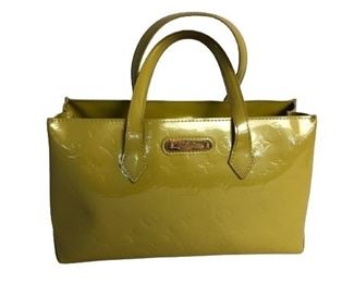 Luxury women's accessories, ladies handbags, luxe designer purses, high fashion accessory, fashion styles and trends
-Vert Impression Monogram Vernis Calf Leather
-Golden Brass Hardware
-30cm x 17.5cm x 11cm
-AAP8858