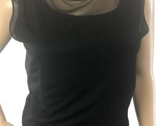 VINTAGE MOSCHINO SHEER BLACK TANK TOP SIZE 8
- 65% ACETATE
- 35% NYLON
- SCALLOPED HEM
- "MOSCHINO CHEAP AND CHIC" LABEL
- GOOD VINTAGE CONDITION