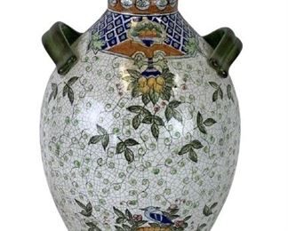 VINTAGE LARGE ITALIAN MAJOLICA STYLE VESSEL VASE | ITALY STYLE CERAMICS POTTERY CRACKLE GLAZE STYLE HAND PAINTED STUDIO STYLE GARDEN DECOR INDOOR OUTDOOR HOME AND GARDENS DECOR
-18" X 10" DIAMETER APPROX
-VERY GOOD CONDITION
-DP5621