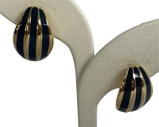 VTG NAPIER GOLD & BLACK ENAMEL PIERCED EARRINGS 1"
- GOOD VINTAGE CONDITION