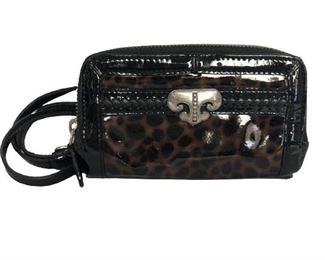 VTG BRIGHTON MINI PATENT CROSSBODY BAG 6"
- 6" X 3.5"X 1"
- PATENT LEATHER IN CHEETAH DESIGN
- MULTIPLE POCKETS FOR CREDIT CARDS, MONEY ETC.
- SNAP CLOSURE
- REMOVABLE SHOULDER STRAP
- GOOD VINTAGE CONDITION