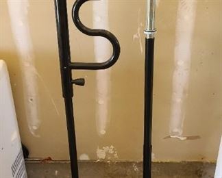 Stander Security Pole Complete great for room mobility