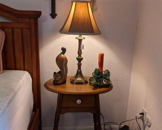 Hardrock Maple lamp table
