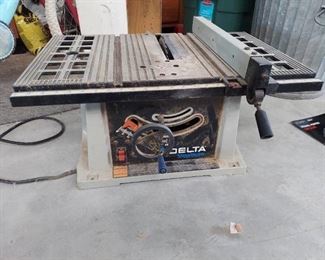 Delta 10in Table Saw