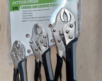 Pittsburgh 3 Pc Curved Jaw Locking Pliers Set