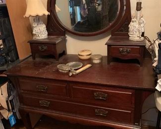 antique dressing table