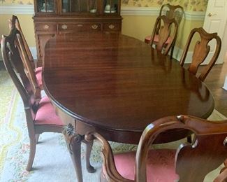 Statton Dining Table Old Towne Finish with 2 Leaves