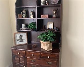 Ethan Allen Hutch