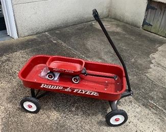 Radio Flyer Red Wagon