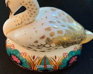 Royal Crown Derby White Swan with Silver Stopper