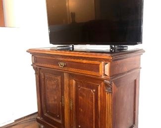 Antique Console & Flat Screen TV
