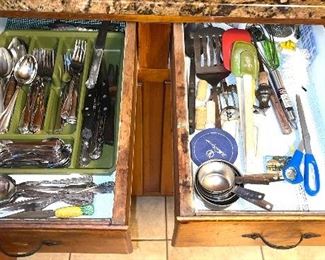 Kitchen Utensils & Flatware