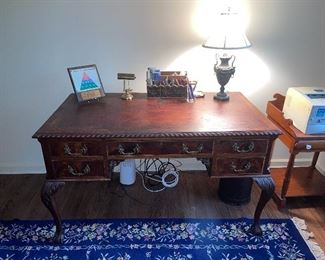 Extraordinary Early Desk made Of Walnut with Cabriolet Legs And Inlaid Leather Top.  