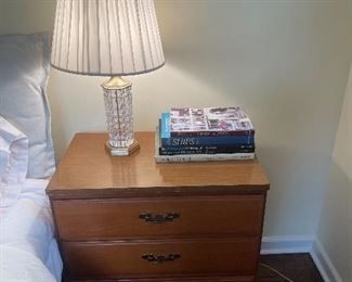 Vintage Colonial Style Bedroom End Table